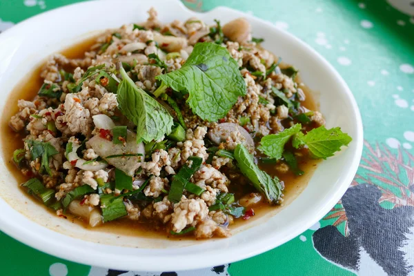 Tailandia tradicional carne de cerdo picada picante — Foto de Stock