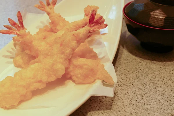 Japonais tempura frites crevettes — Photo