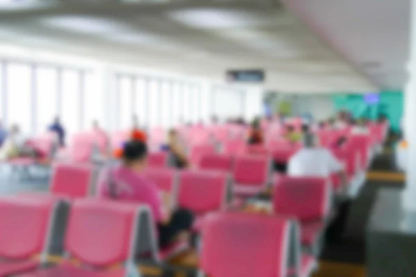 Immagine sfocata e sfocata del passeggero al terminal dell'aeroporto — Foto Stock