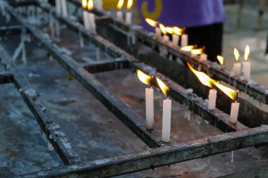 mum ışık buddisht Tapınak