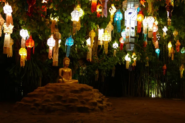 Colorido linterna de papel en el festival de Yeepeng — Foto de Stock