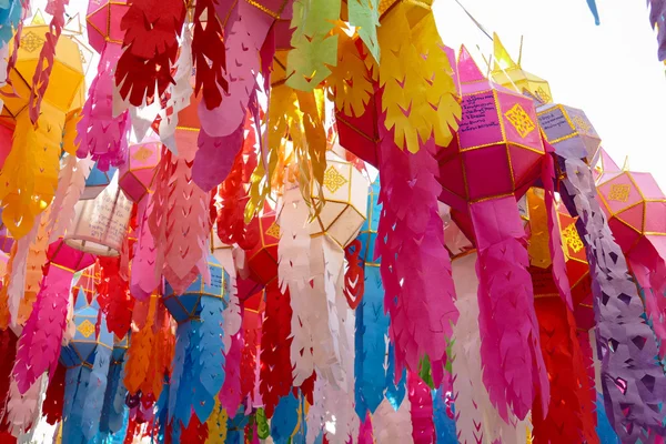 Decoración colorida de la linterna de papel para el festival Yeepeng —  Fotos de Stock