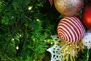 Noel tinsel süsleme Noel ağacı süsleme