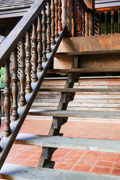 Wooden bannister of the stair — Stock Photo, Image