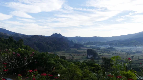 Veduta della montagna in Thailandia — Foto Stock