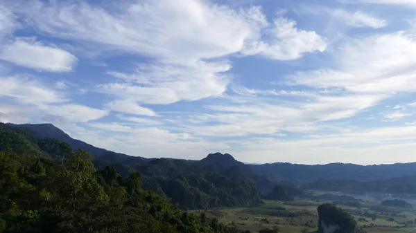 Veduta della montagna in Thailandia — Foto Stock
