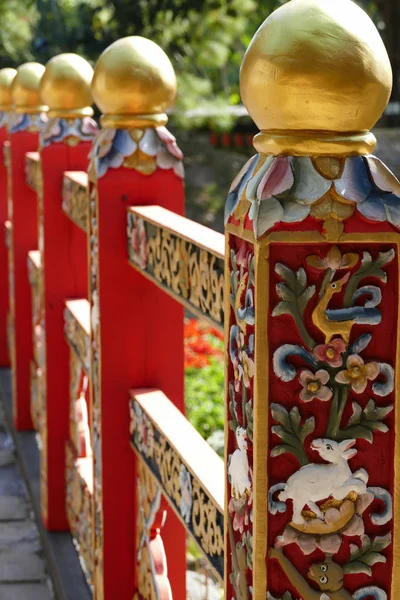 Utformningen av Bhutan arkitekturen i trädgården — Stockfoto