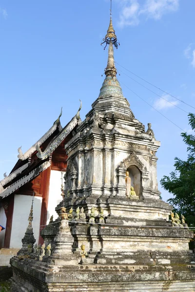 Ancient buddhist pagoda monument — Stock Photo, Image