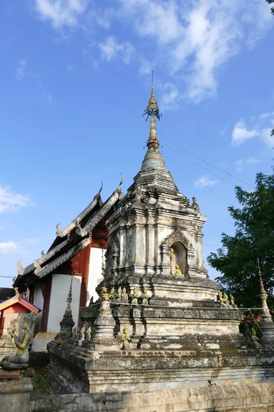 Ancient buddhist pagoda monument — Stock Photo, Image