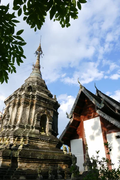 Monument antique pagode bouddhiste — Photo
