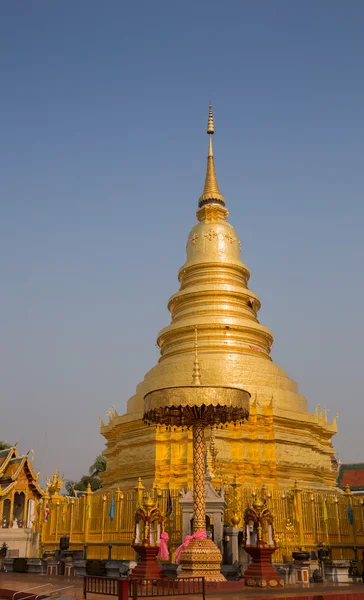 Gouden boeddhisme pagode — Stockfoto