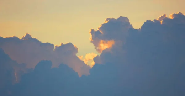 Impacto Luz Fondo Naturaleza Hermosa Forma Nube — Foto de Stock