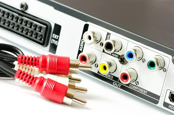 DVD player Arka konektörler.