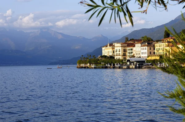 Bellagio güzel kasaba gün batımında — Stok fotoğraf