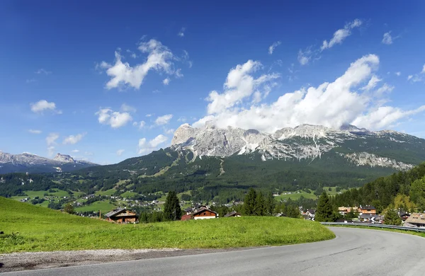 De bergen van de Dolomieten — Stockfoto
