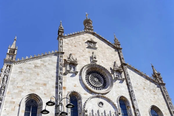 Kupolen i Como, arkitektoniska detaljer — Stockfoto
