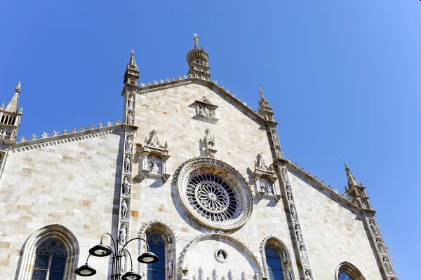 Katedralen i staden Como - Il Duomo di Como — Stockfoto