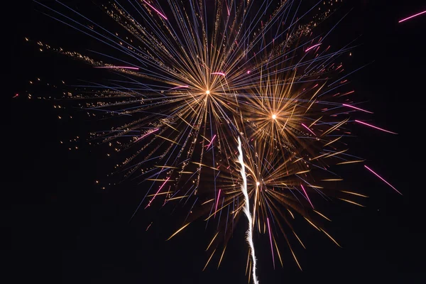 Fogos de artifício exibição celebração — Fotografia de Stock