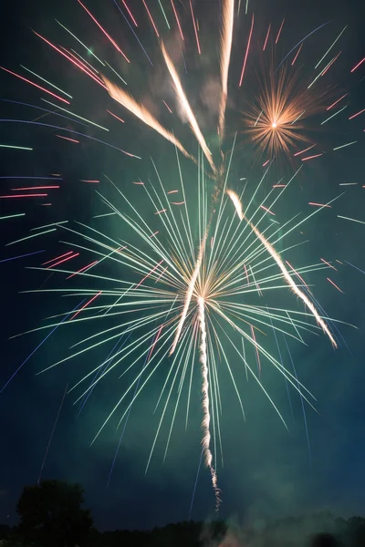 Fogos de artifício exibição celebração — Fotografia de Stock