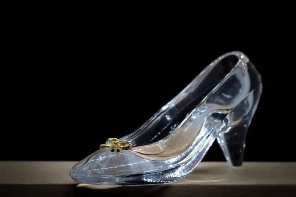 Zapatos Mujer Cristal Con Tacones Altos Zapatos Vidrio Primer Plano Fotos de stock libres de derechos