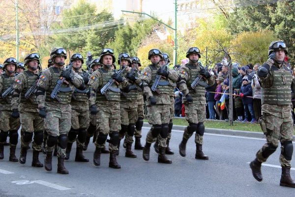 Timisoara Timis Rumänien Dezember 2019 Nationalfeiertag Rumäniens Soldaten Der Militärparade — Stockfoto