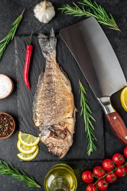 Sebzeli ve baharatlı ızgara dorado balığı..