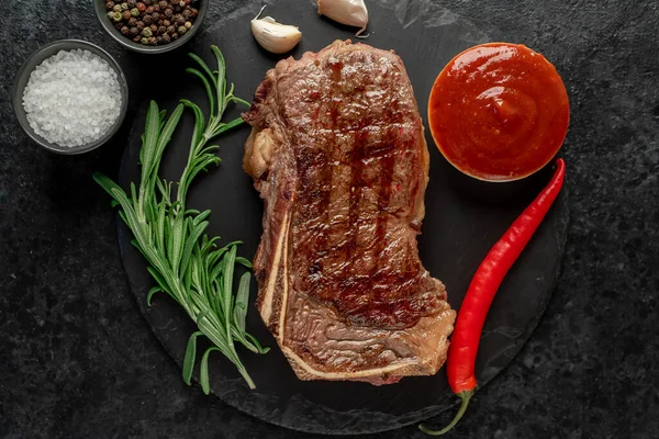 Grilled Beef Steak Spices Herbs Black Background — Stock Photo, Image