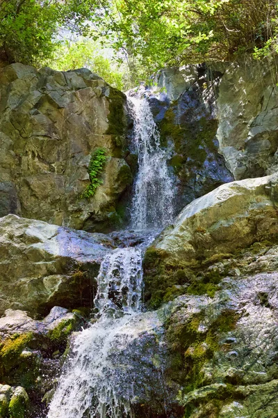 Žádní Lidé Vodopádu Nádherné Scenérie Horách Kypru Mount Troodos — Stock fotografie
