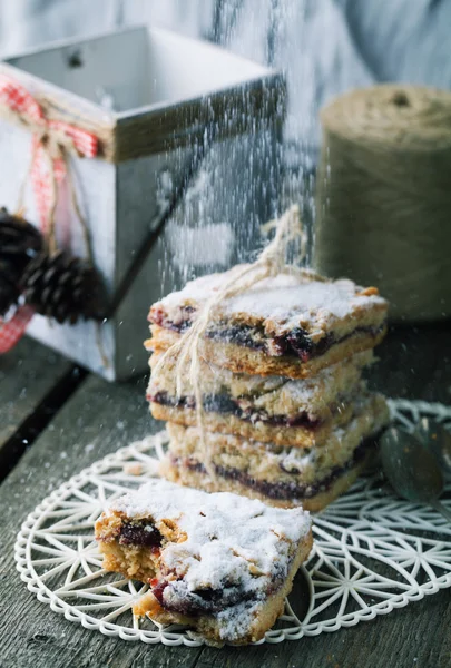 Tarte aux cerises au sucre en poudre — Photo