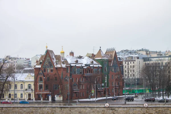 Widok Zabytkowy Murowany Dom Pertsova Historycznym Centrum Stolicy Brzegu Rzeki — Zdjęcie stockowe