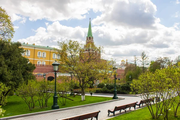 Moscow Russia May 2021 Panoramic View Alexander Garden Sunny Spring — Stock Photo, Image