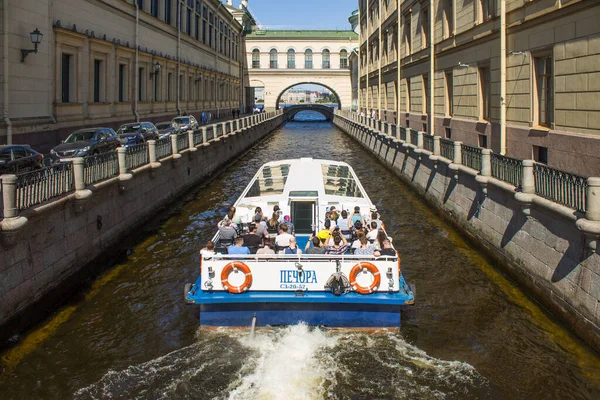 Saint Petersburg Russland Juli Juli 2021 Schifffahrt Auf Der Kanal — Stockfoto