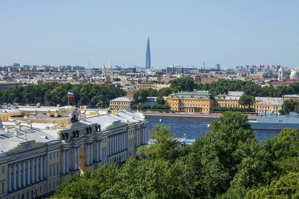 Panoramautsikt Över Floden Neva Historiska Byggnader Stadens Centrum Och Ett — Stockfoto