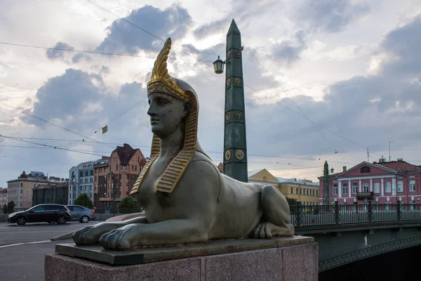 Saint Petersburg Russia July 2021 Estátua Esfinge Pedra Ponte Egípcia — Fotografia de Stock