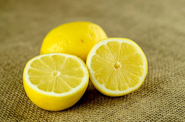 Vitamine rijk citroenen voor een dieet — Stockfoto