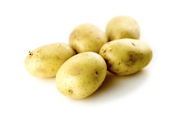 Картопля з високим вмістом вуглецю ізольована на білому тлі — стокове фото