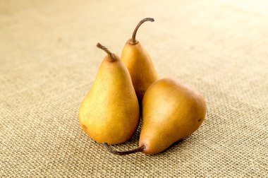 Tatlı sulu bosc armut yığını