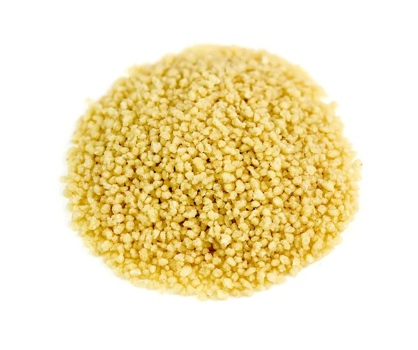 孤立在白色背景上的新鲜原料蒸粗麦粉 — 图库照片
