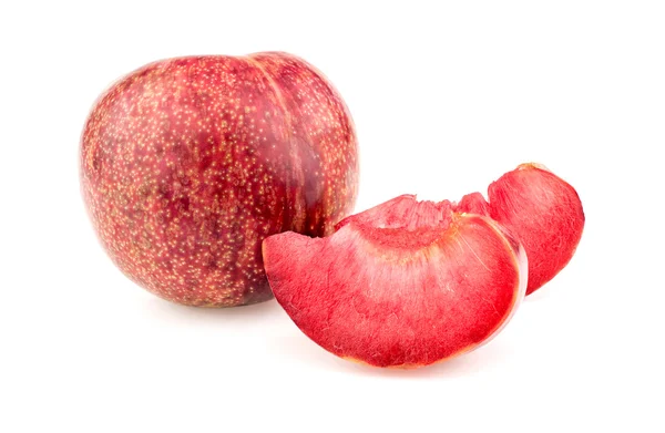 Bütün pluot meyve Beyaz lezzetli sulu dilimleri ile