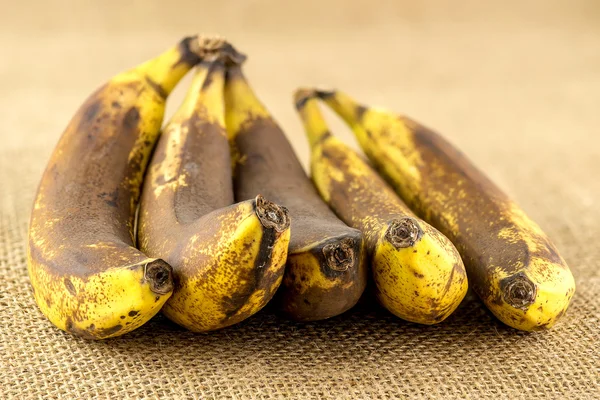 Sobre plátanos maduros — Foto de Stock