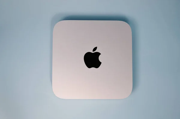 Yeni M1 çipli en son Apple Mac mini.