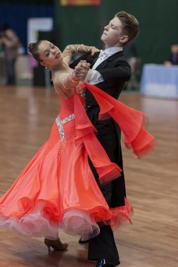 Tanımlanamayan Dans Çift Belarus Cumhuriyeti Ulusal Şampiyonası Ju-1 Standart Avrupa Programı Gerçekleştirir