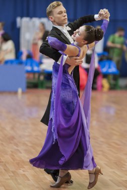 Tanımlanamayan Dans Çift Belarus Cumhuriyeti Ulusal Şampiyonası Ju-1 Standart Avrupa Programı Gerçekleştirir