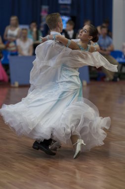 Tanımlanamayan Dans Çift Belarus Cumhuriyeti Ulusal Şampiyonası Ju-1 Standart Avrupa Programı Gerçekleştirir