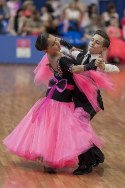 Tanımlanamayan Dans Çift Belarus Cumhuriyeti Ulusal Şampiyonası Ju-1 Standart Avrupa Programı Gerçekleştirir