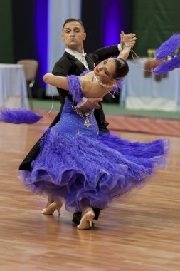 Kitcun Andrey ve Krepchuk Yuliya Belarus Cumhuriyeti Ulusal Şampiyonası sırasında Yetişkin Show Case Dance Show gerçekleştirin
