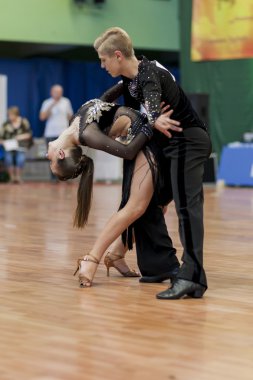 Dubovik Timophey ve Zagrebailova Yana Ulusal Şampiyona'da Gençler-2 Latin-Amerikan Programı