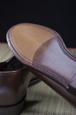 Ayakkabı kavramları. Penny mokasen Doğal deri tek arka görünümü.