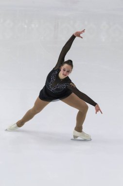 Minsk, Belarus 1 Kasım 2020 - Beyaz Rusya 'dan Profesyonel Kadın Artistik Patinaj Aleksandra Chepeleva 1 Kasım 2020' de Beyaz Rusya 'nın Minsk kentinde Bayanlar Kıdemli Buz Yıldızı Şampiyonası Serbest Patinaj Programını gerçekleştirdi.