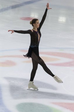 Minsk, Belarus 1 Kasım 2020 - Beyaz Rusya 'dan Profesyonel Kadın Artistik Patinaj Viktoria Safonova 1 Kasım 2020' de Beyaz Rusya 'nın Minsk kentinde Bayanlar Kıdemli Buz Yıldızı Şampiyonası' nda Serbest Patinaj Programı düzenledi.